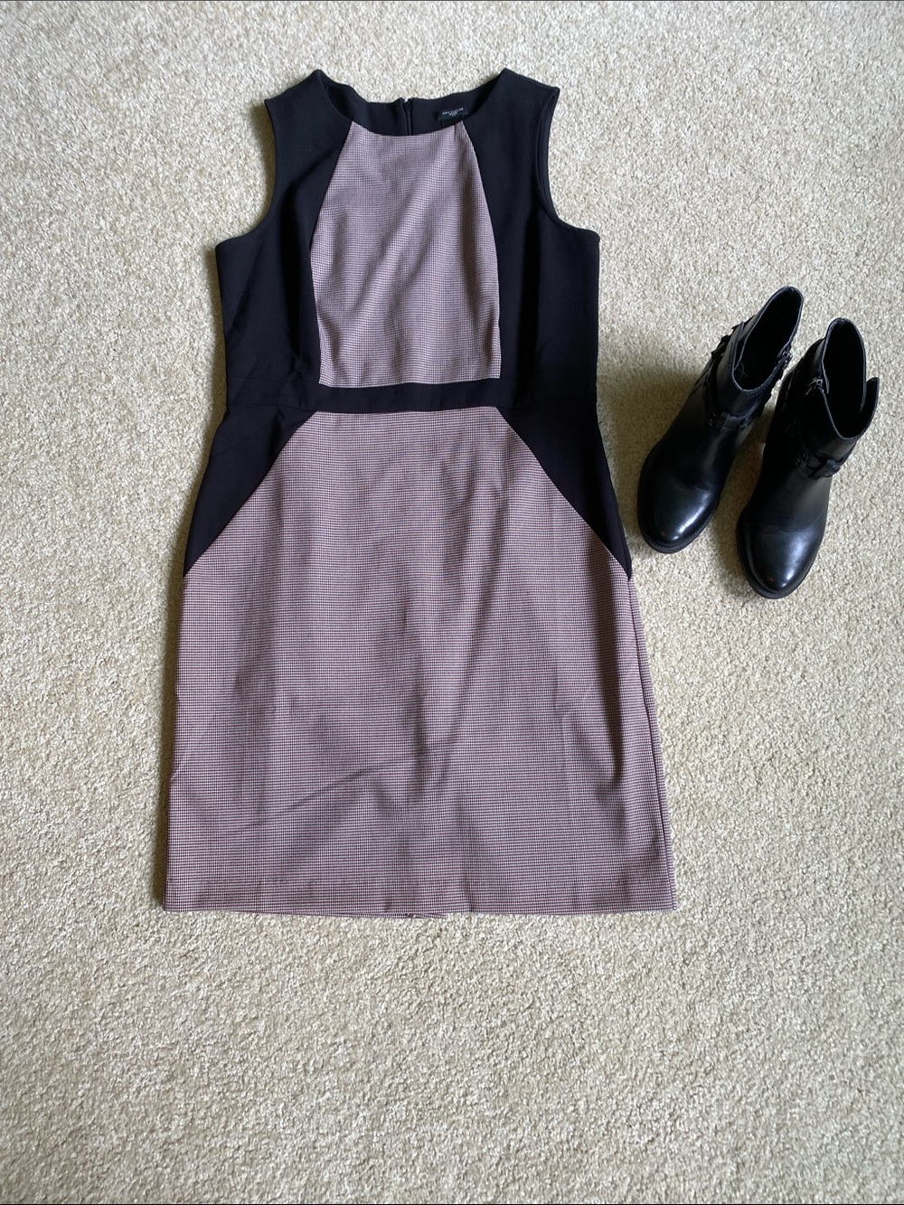 Ann Taylor Black and Mauve Tone Colorblock Sheath Dress